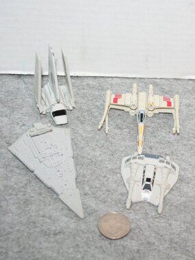 (3) Star Wars Starships Diecast Hot Wheels Lot 4
